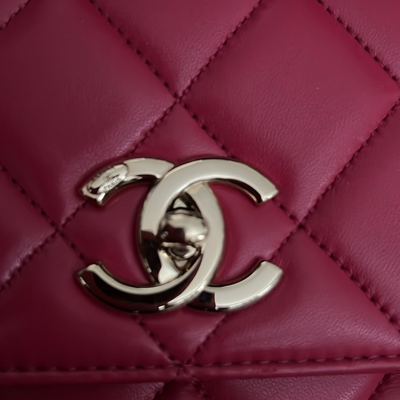 Chanel Trendy Bag - Picture 4 of 13